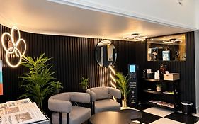 Amsterdam Hotel
